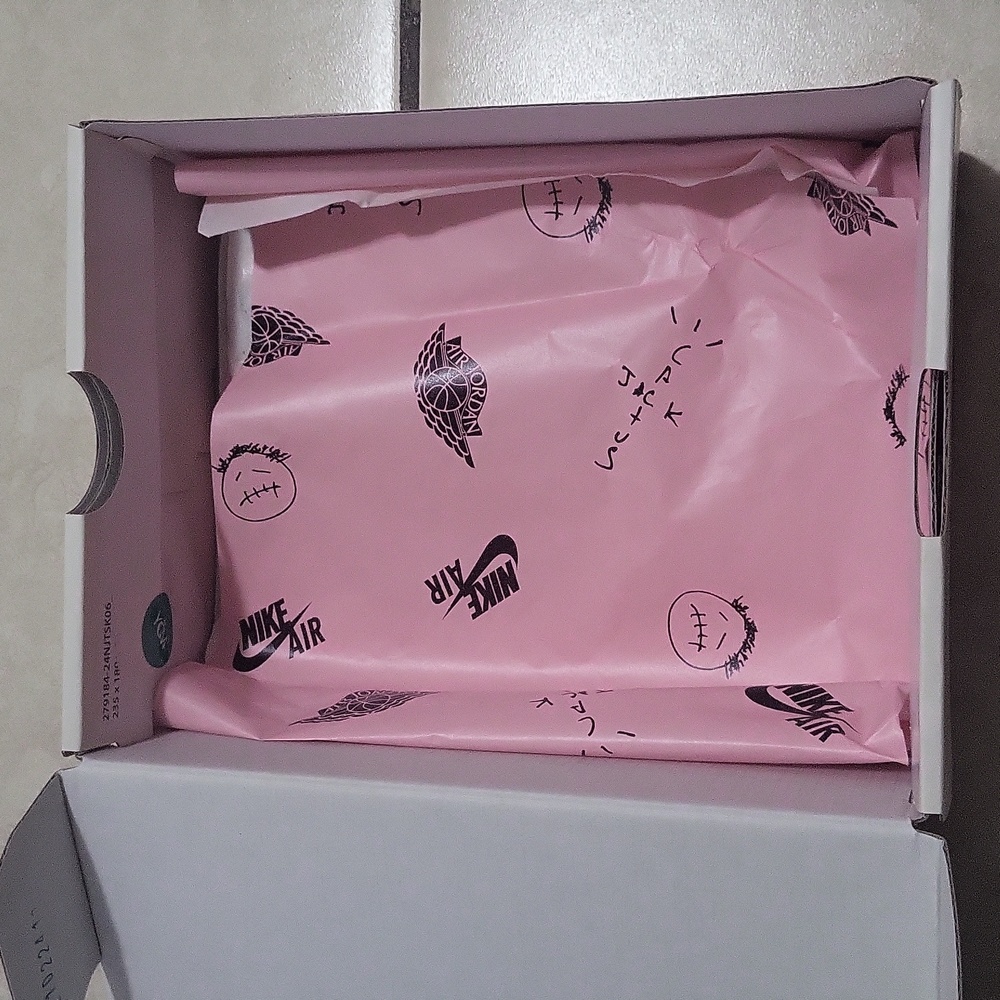 Empty shoe box - Picture 3 of 7